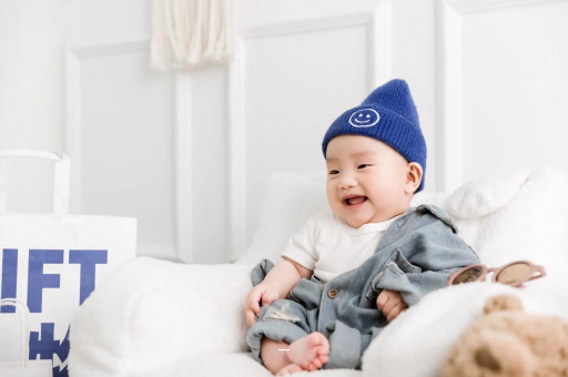 来宾三个月宝宝正常大便